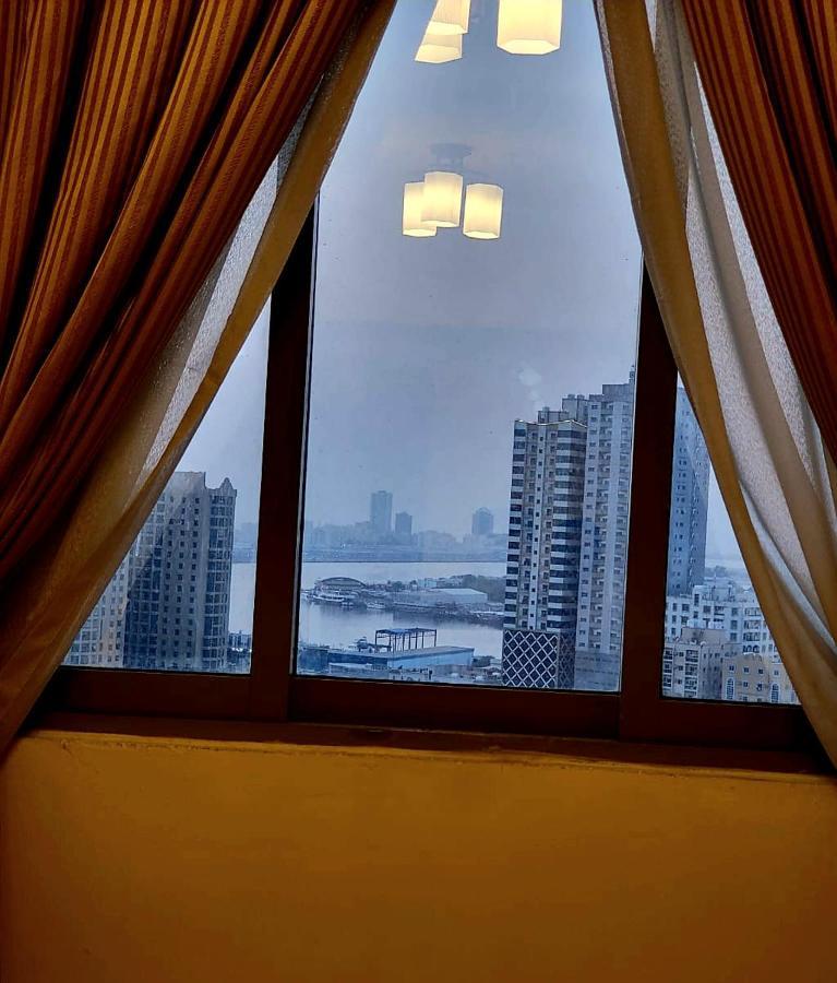 Crown Palace Hotel Ajman Exterior foto